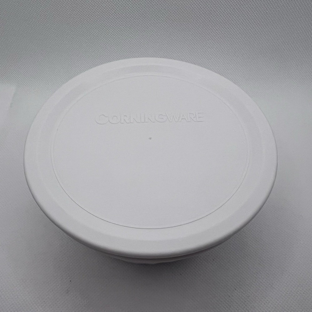 CorningWare French White 16 oz Round Casserole Dish w/ Plastic Storage Lid - Picture 2 of 6